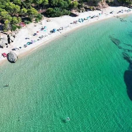 Calaverde - In Villaggio Con Piscina - Con Giardino A 200m Dal Mare